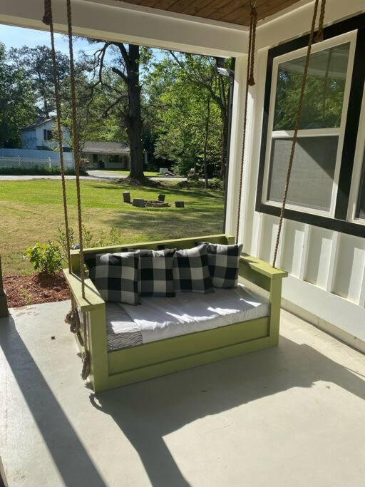Cozy 2-Bedroom Farmhouse With Parking On Premise 士麦那 外观 照片